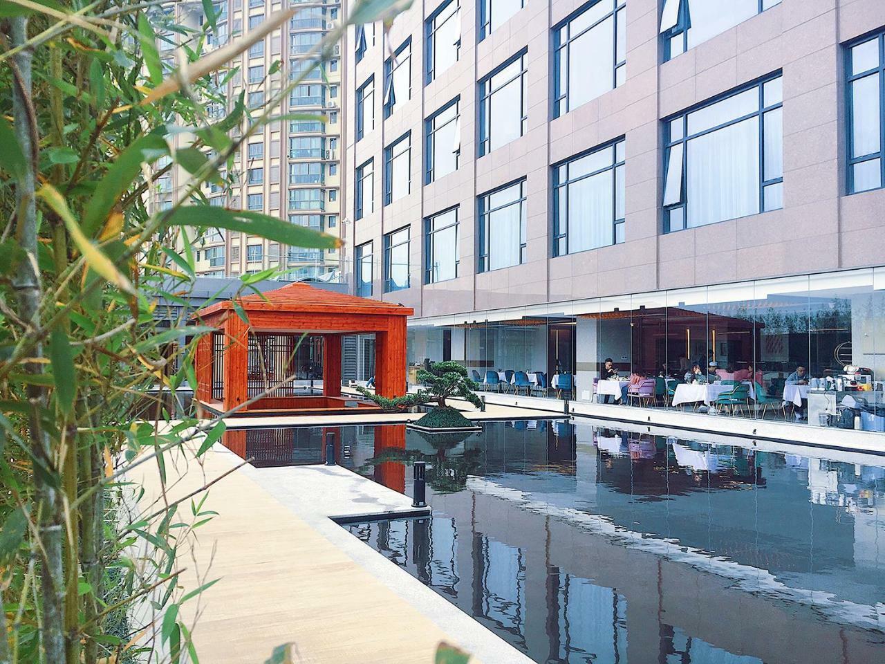 Virtuous World Hotel Foshan Exterior foto